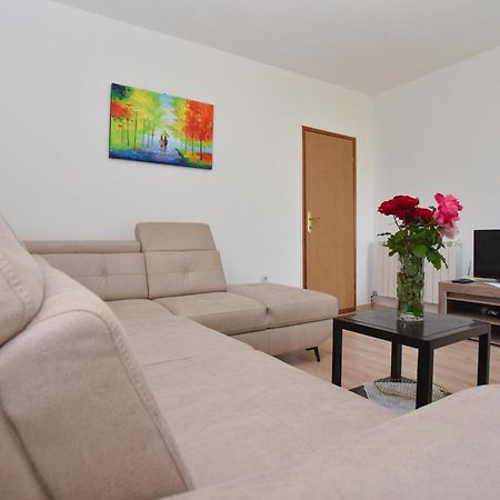 Apartmani Mihovic - Jaz บุดวา ภายนอก รูปภาพ