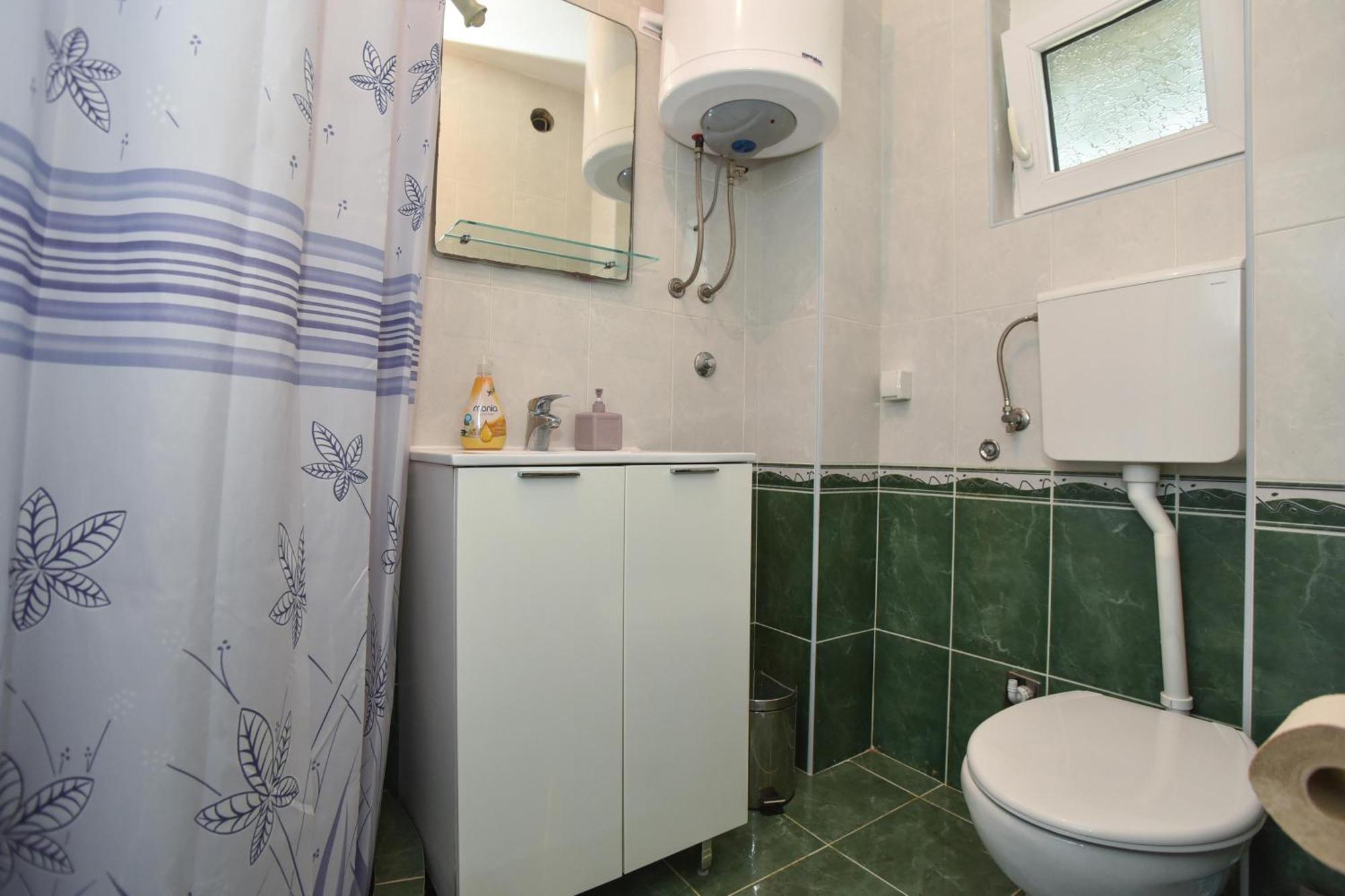 Apartmani Mihovic - Jaz บุดวา ภายนอก รูปภาพ