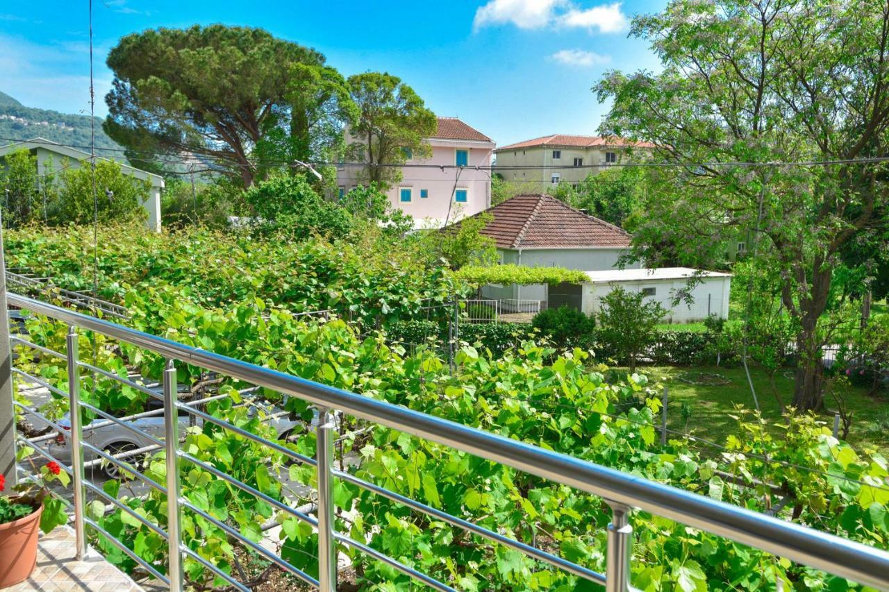 Apartmani Mihovic - Jaz บุดวา ภายนอก รูปภาพ