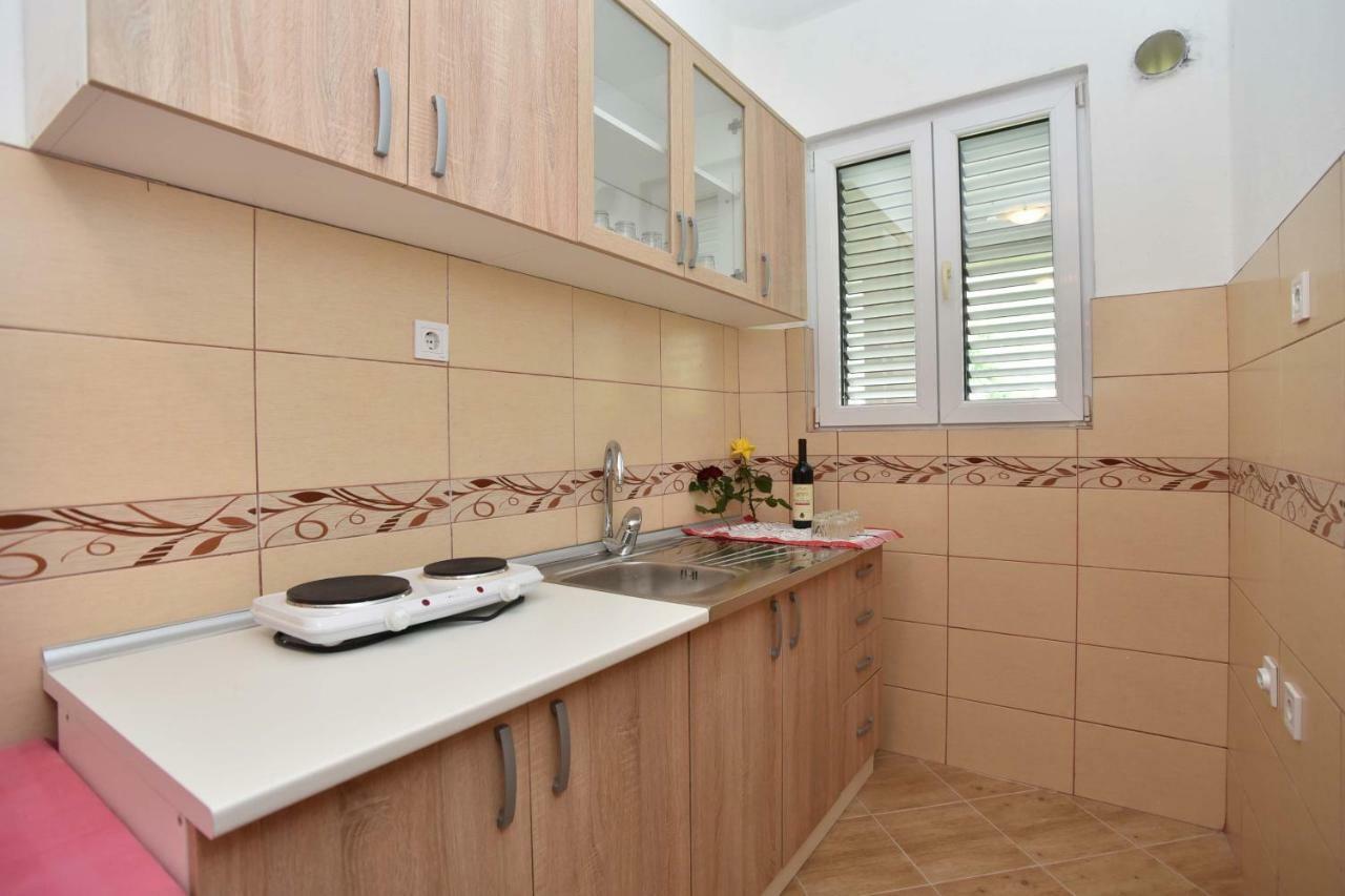Apartmani Mihovic - Jaz บุดวา ภายนอก รูปภาพ